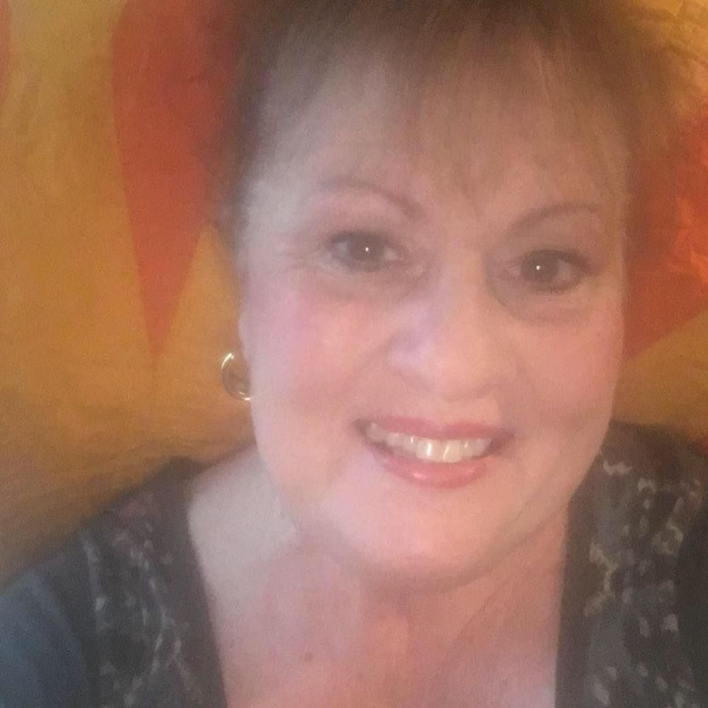 Meet your Posher, Caroline